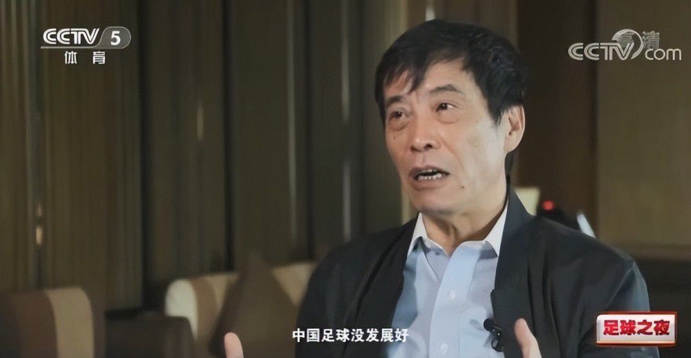 于伯在一旁立刻高声禀报：吴家大公子送唐寅真迹《月泉图卷》一副，价值过亿。